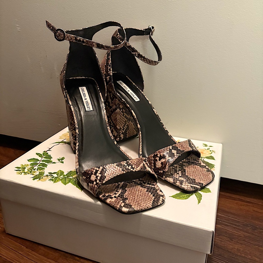Chelsea & Violet Snake Print Heels